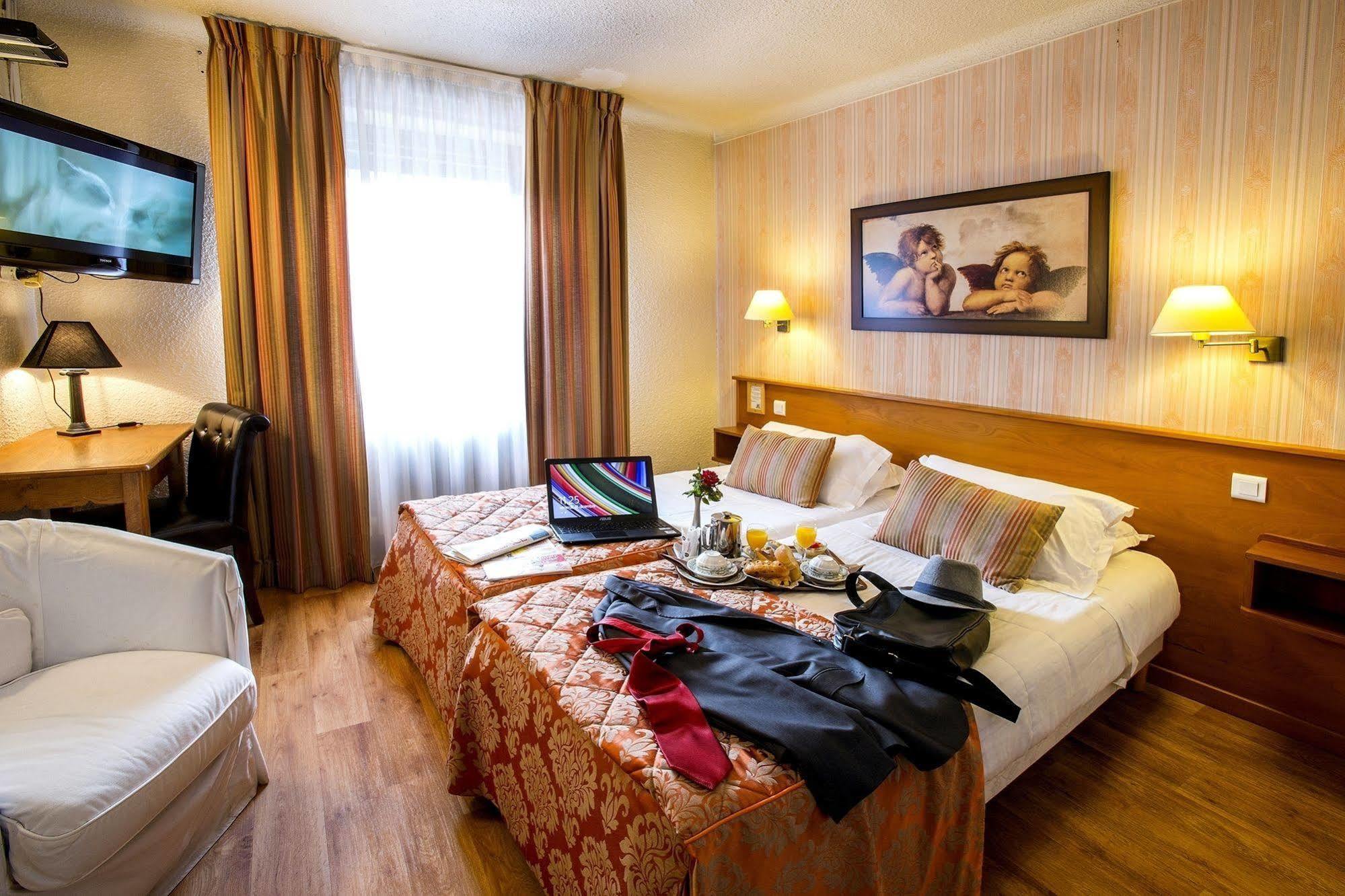 Logis Hotel Restaurant La Tete Des Faux Le Bonhomme Ngoại thất bức ảnh