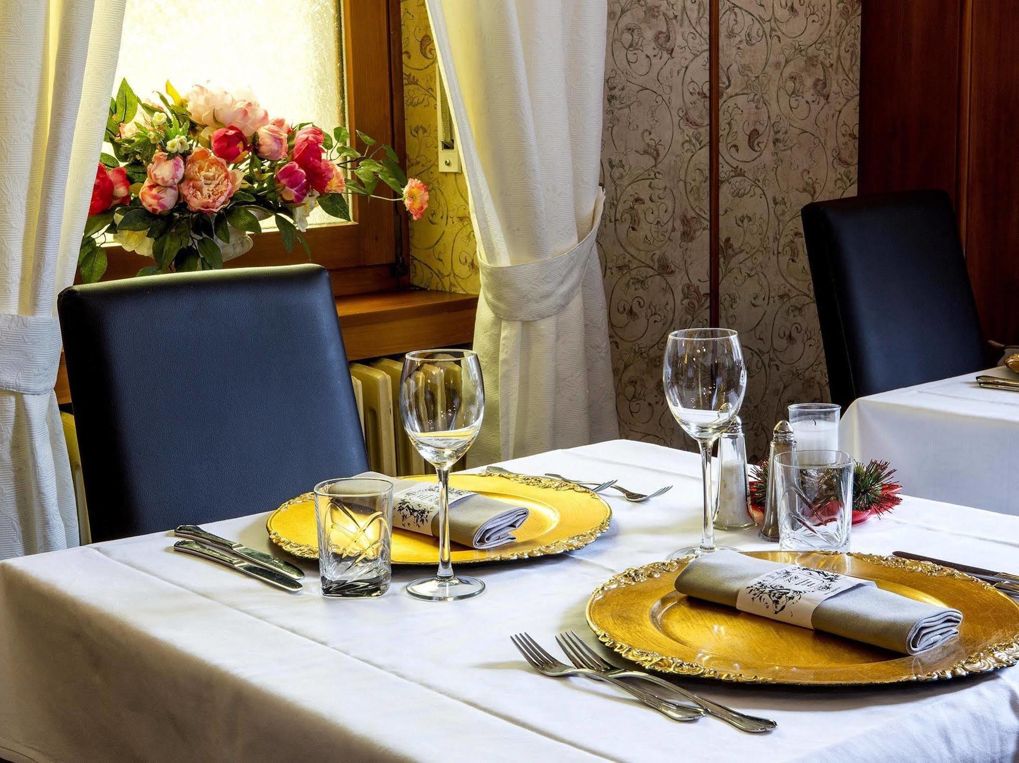 Logis Hotel Restaurant La Tete Des Faux Le Bonhomme Ngoại thất bức ảnh