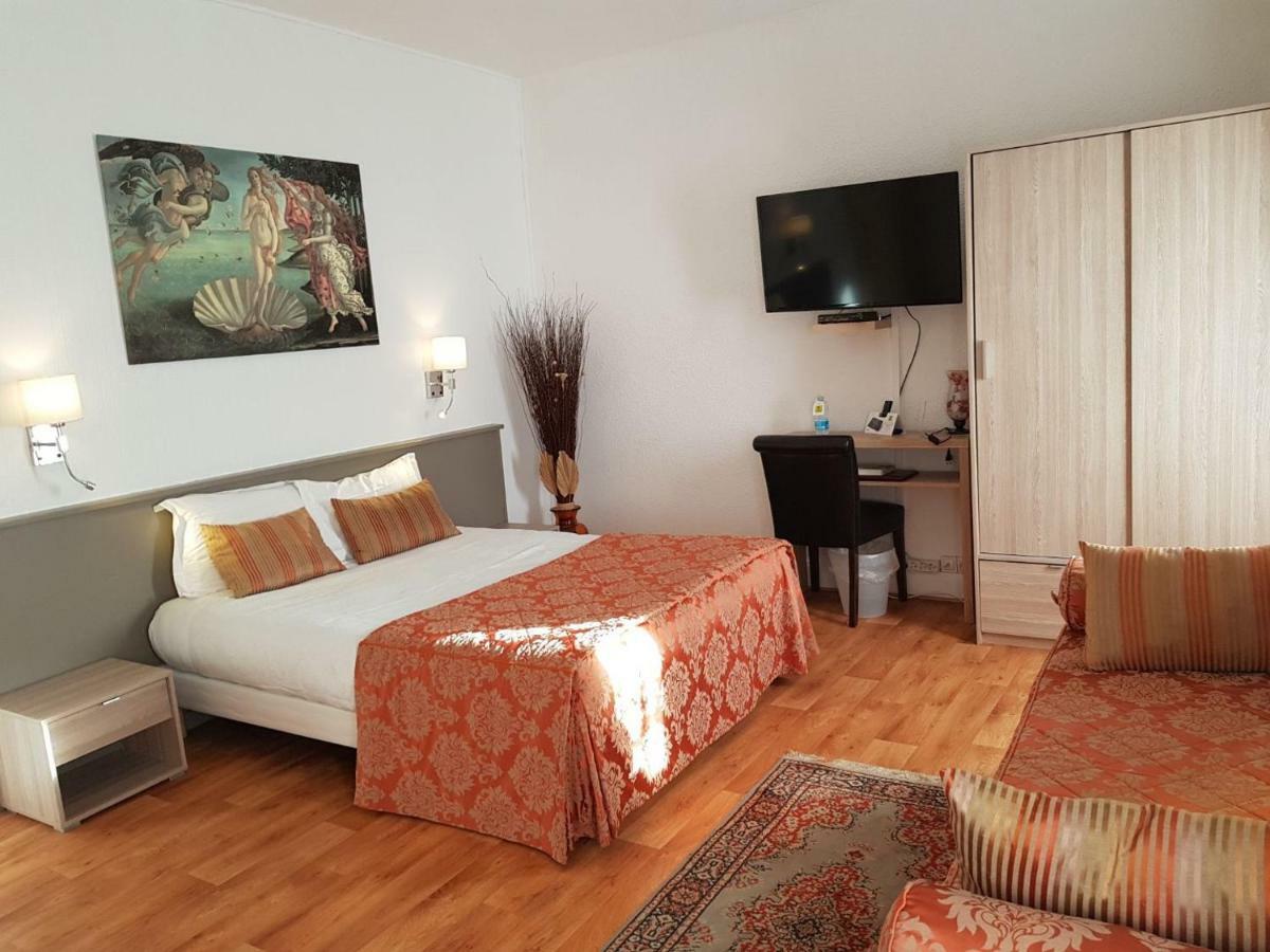 Logis Hotel Restaurant La Tete Des Faux Le Bonhomme Ngoại thất bức ảnh